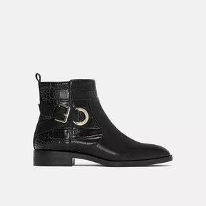 Zara Flat black Ankle Boots With Buckles
